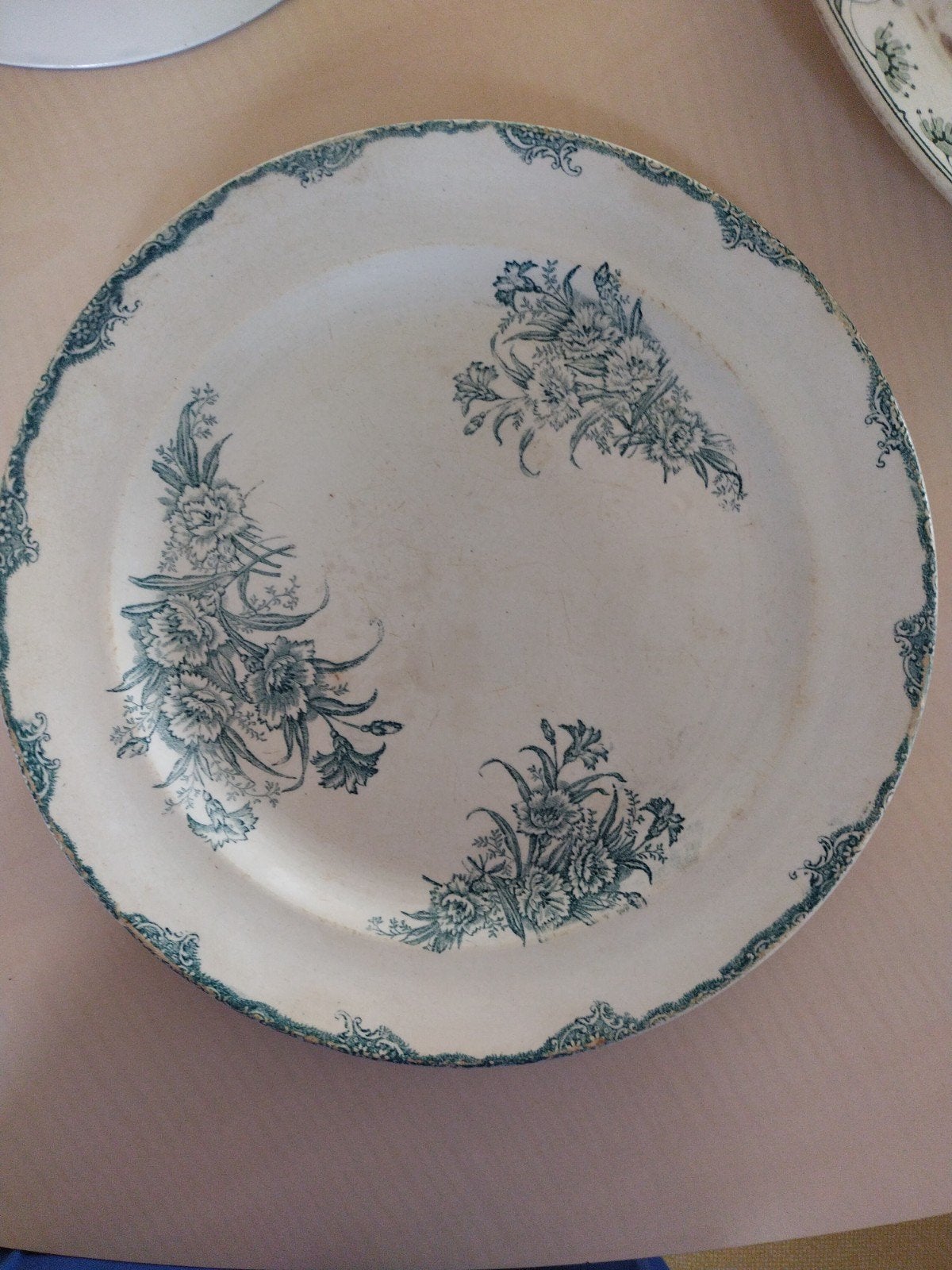 Antiek Frans bord, Terre de Fer, Gillels, bloemmotief, Ophalen of Verzenden