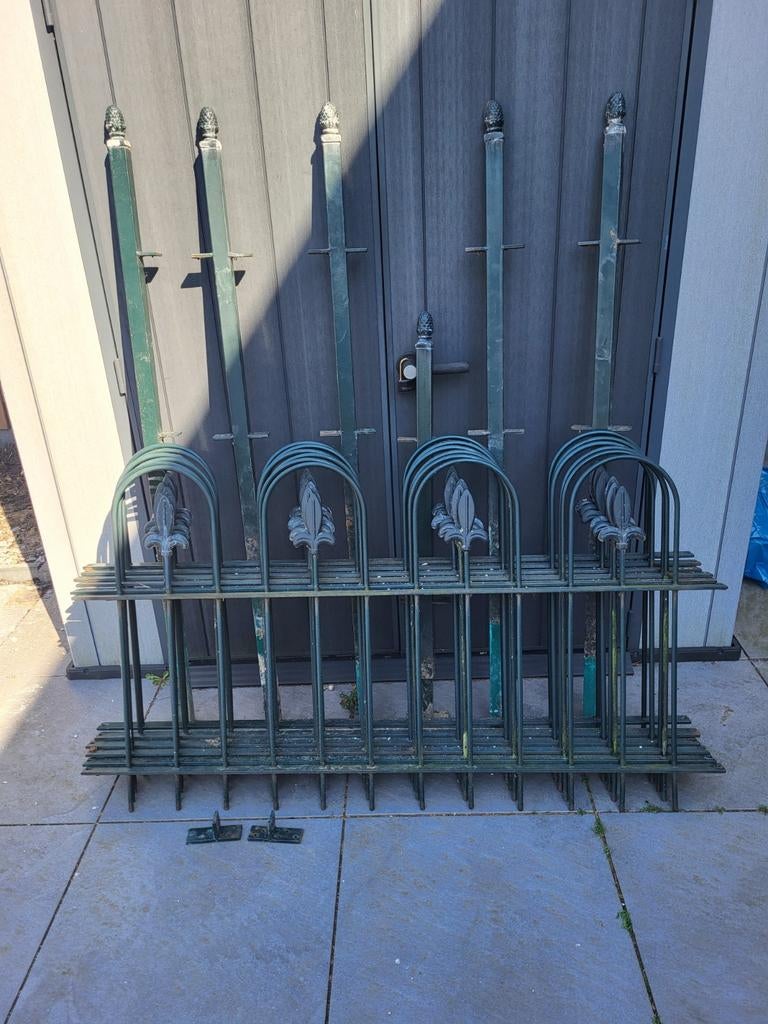 Zwaar metalen sierhekwerk., Tuin en Terras, Ophalen, IJzer, Sierhekwerk