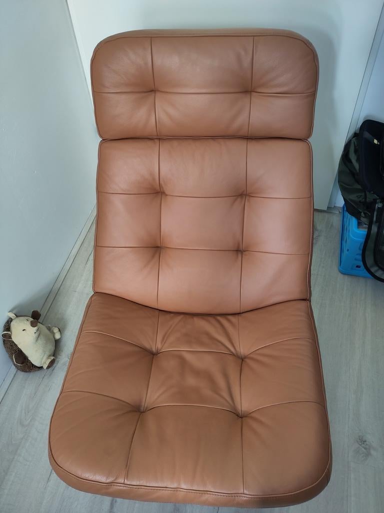 IKEA HAVBERG Draai relax fauteuil, goudbruin leer, Ophalen, Modern, Scandinavisch, Zo goed als nieuw, 75 tot 100 cm