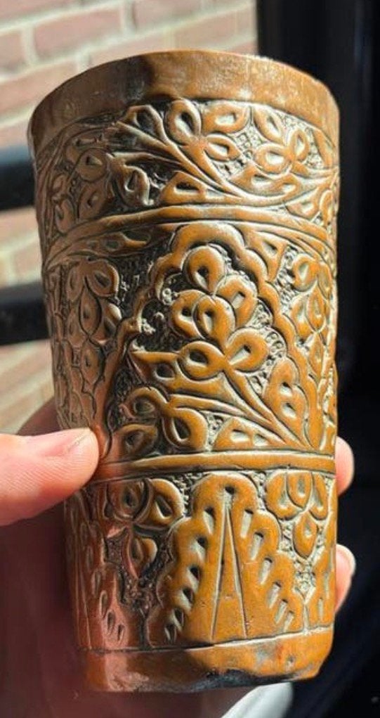Antieke koperen beker van koper met versiering uitsnijwerk, Ophalen, Koper