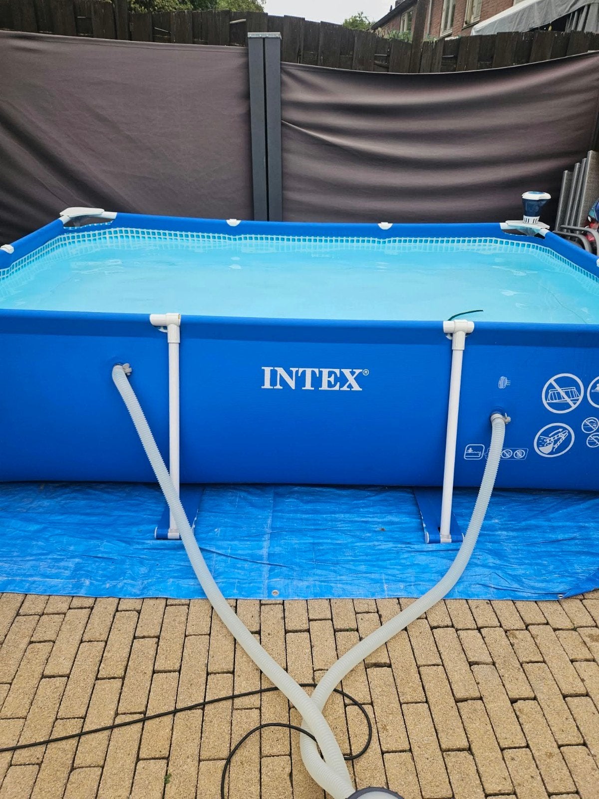 intex zwembad met pomp en afdekzeil, Tuin en Terras, Zwembaden, 120 cm of meer, 200 tot 300 cm, Ophalen of Verzenden, Zo goed als nieuw