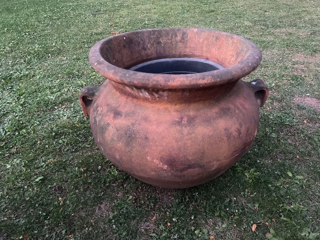 Grote mediteraanse terracotta bloempot / kruik met oren, Ophalen, Gebruikt, 40 cm of meer, Rond