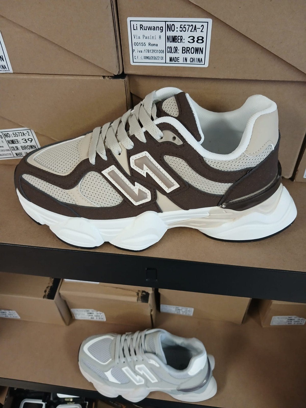Partij Sneakers - Diverse Kleuren en Maten 28 stuks, Ophalen of Verzenden, Nieuw, Overige kleuren, Sneakers of Gympen