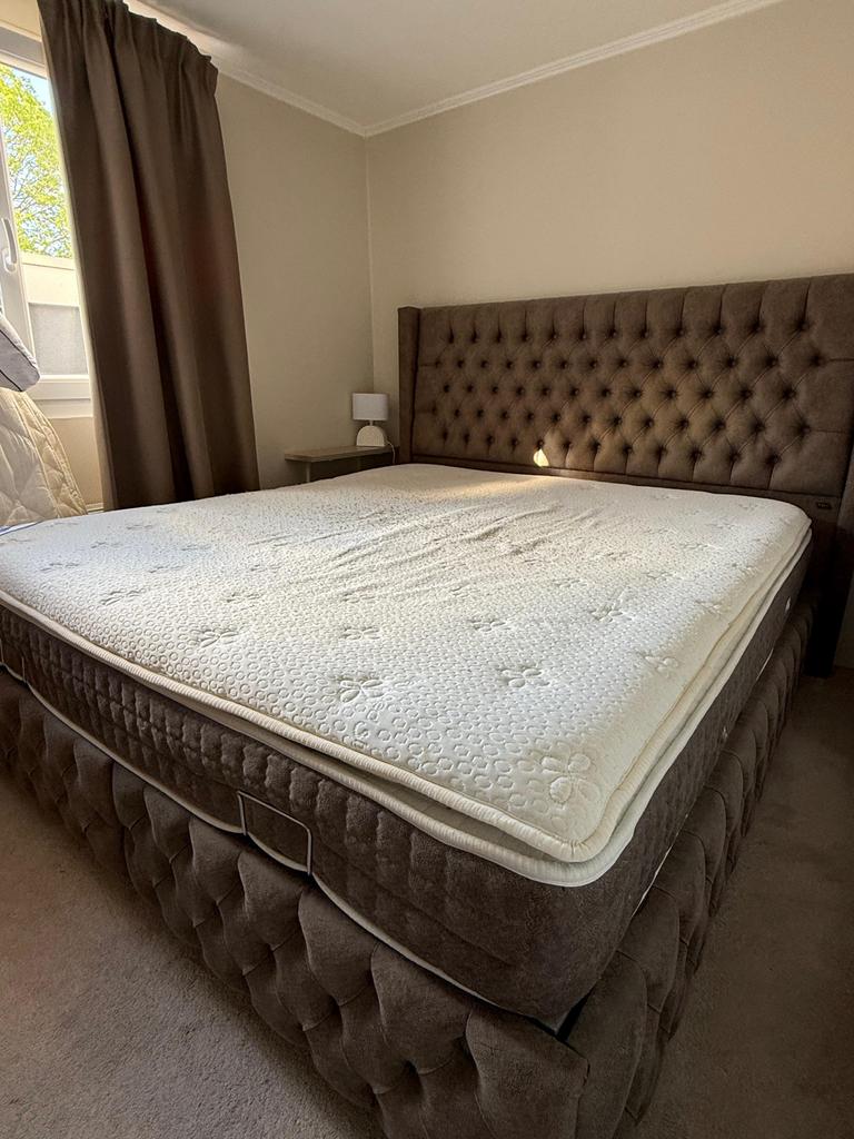 Matras 180x200 moet weg, Huis en Inrichting, Slaapkamer | Boxsprings, Ophalen, Zo goed als nieuw, Tweepersoons, 180 cm