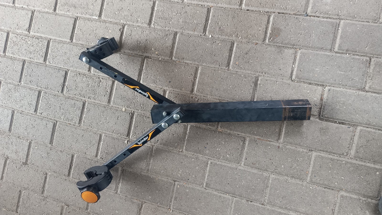 Spinder fietsendrager bovenbouw met 2 goede klemmen, Auto diversen, Ophalen of Verzenden, 2 fietsen, Gebruikt, Fietsendrager-accessoire