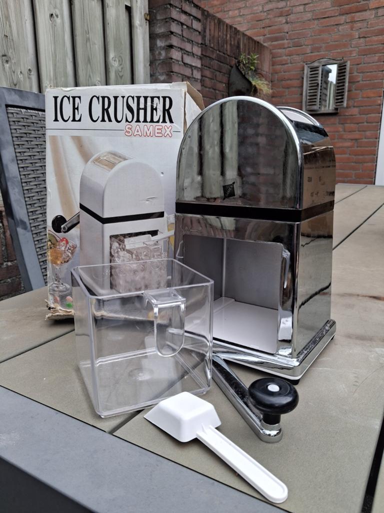 Samex Ice Crusher - Handmatige IJsblokjescrusher, Ophalen of Verzenden, Zo goed als nieuw