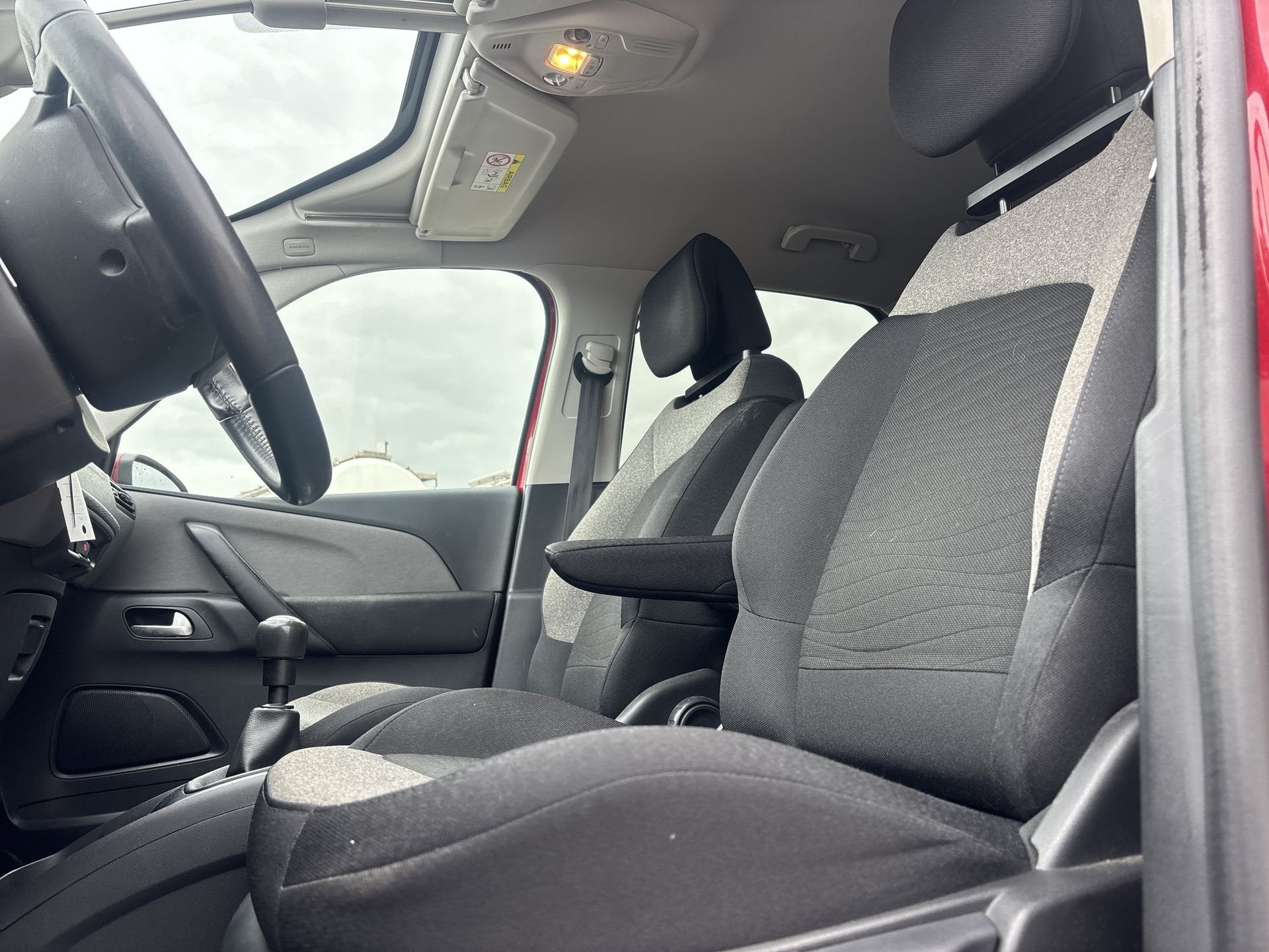 Citroën C4 Picasso 1.2 PureTech Selection |NIEUWE DISTRIBUT, Auto's, Gebruikt, Euro 6, 1199 cc, 1470 kg