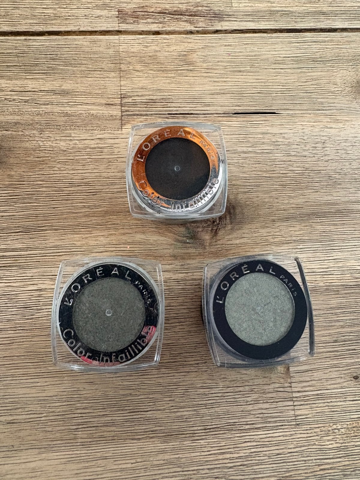Nieuw! 3x L'Oréal Paris Color Infaillible oogschaduw, Ogen, Nieuw, Ophalen of Verzenden, Make-up