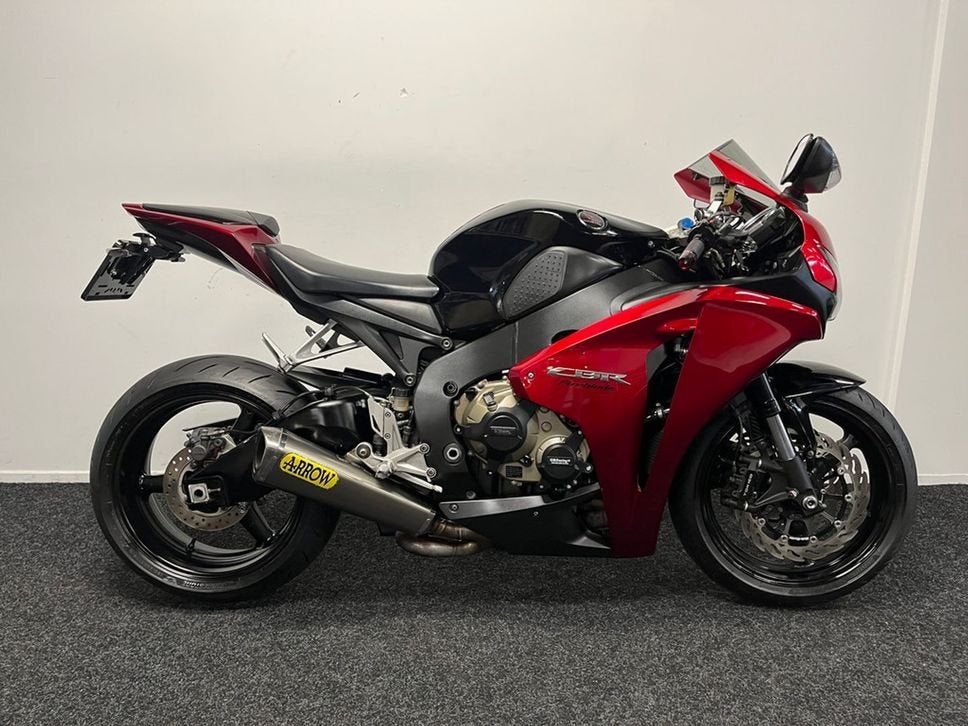 ⭐️⭐Honda CBR 1000 RR FIREBLADE (bj 2008)⭐️⭐, Honda, 4 cilinders, Motorrijbewijs A, Bedrijf