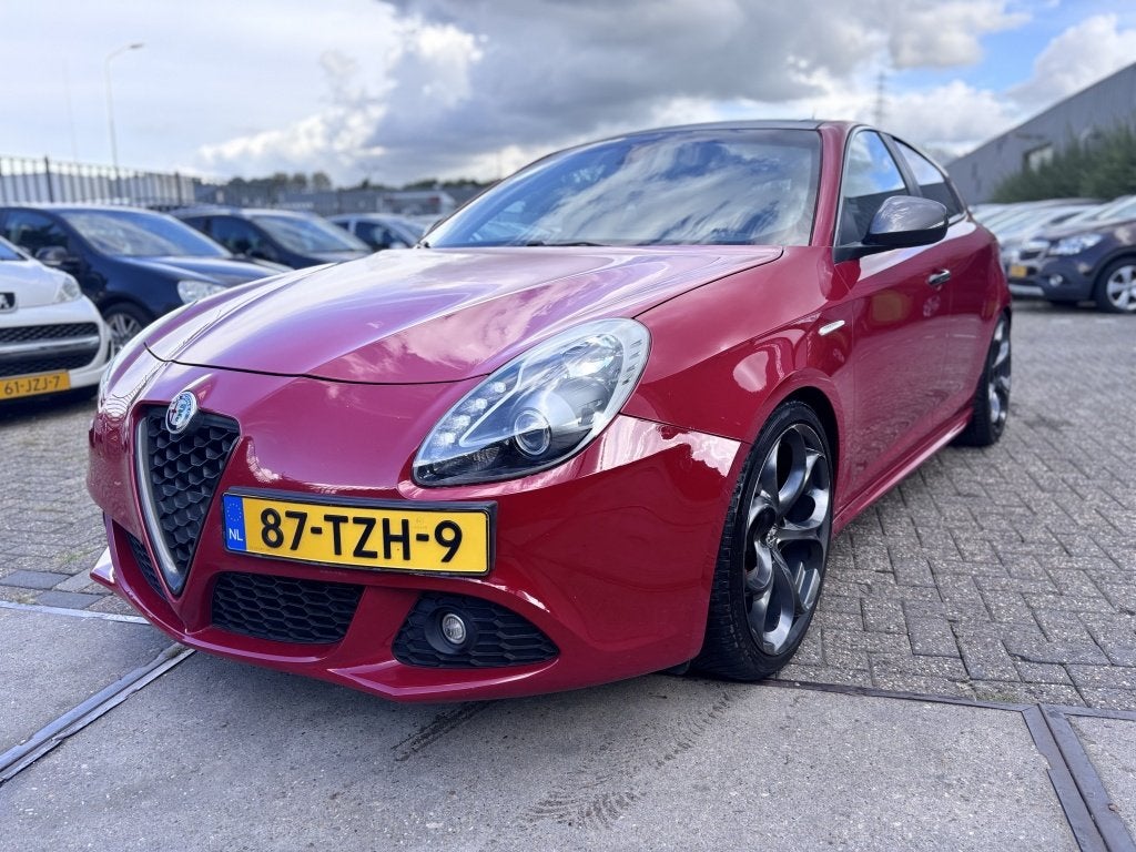 Alfa Romeo Giulietta VERKOCHT VERKOCHT! (bj 2012), Auto's, Euro 5, Gebruikt, 4 cilinders, Start-stop-systeem