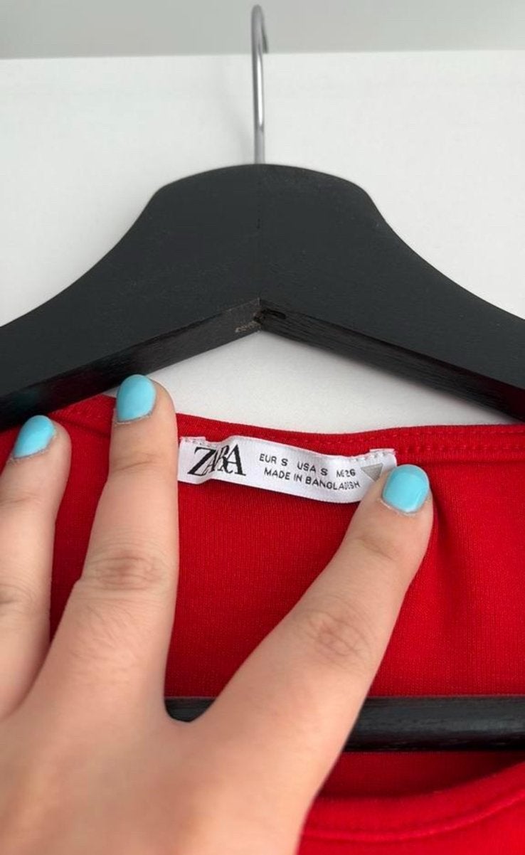 Zara Rode jurk, Kleding | Dames, Ophalen, Zo goed als nieuw, Knielengte, Maat 36 (S)