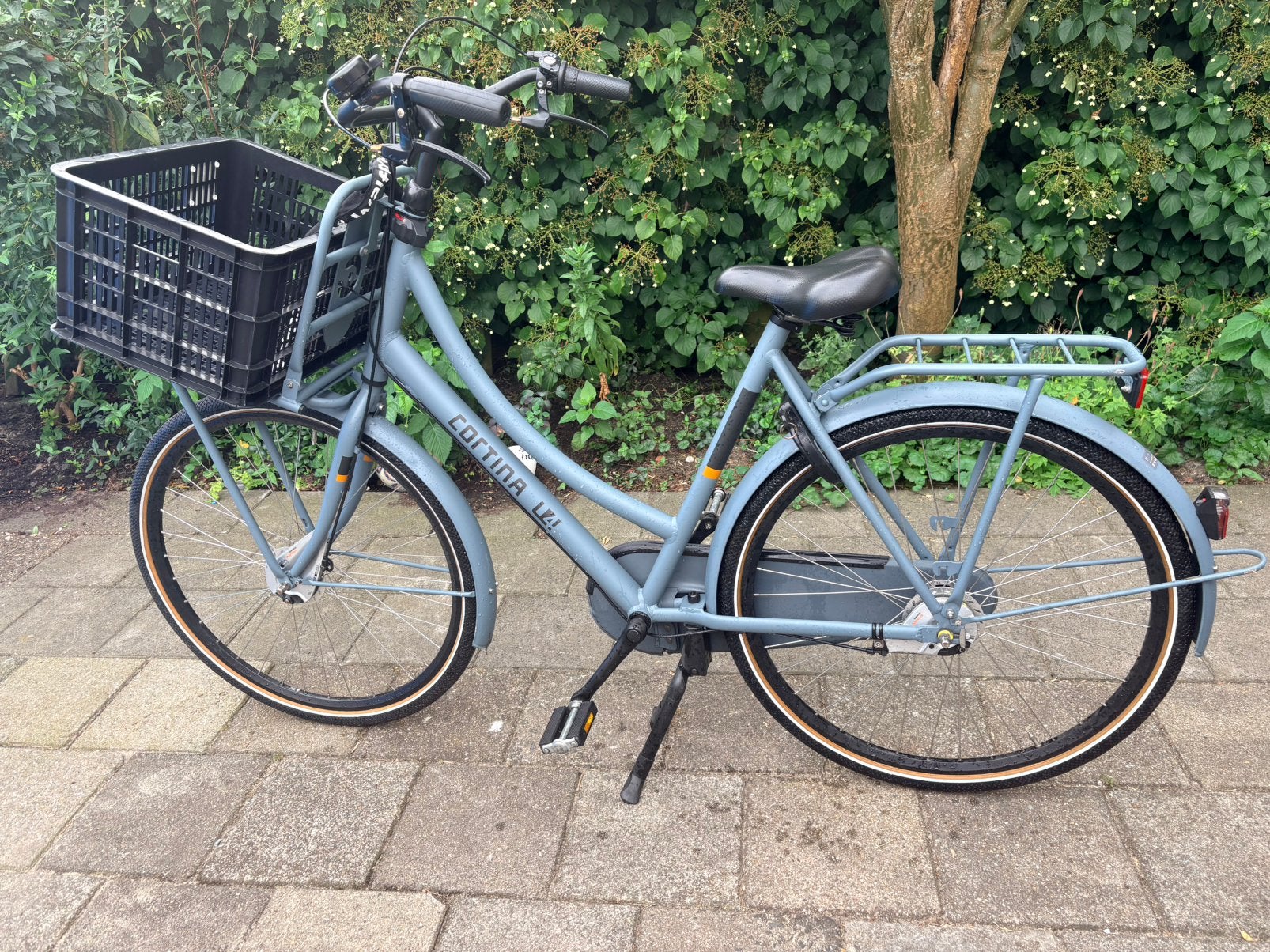 Cortina U4 Solid D57 + bijpassende fietskrat, 56 cm of meer, Ophalen, Zo goed als nieuw