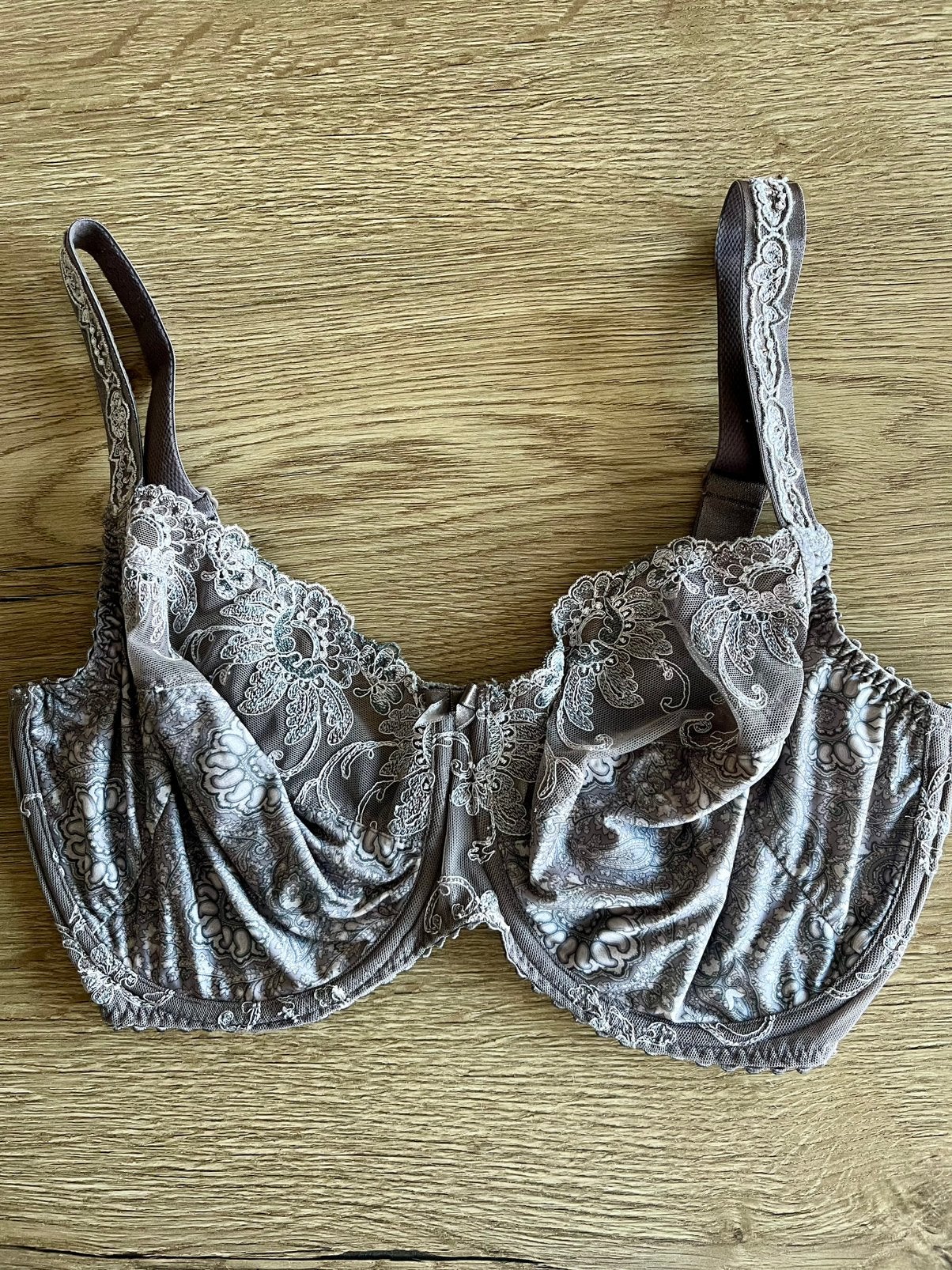 Prima donna 80G full cup taupe met strass op bandje, Kleding | Dames, Ondergoed en Lingerie, Overige kleuren, Verzenden, BH