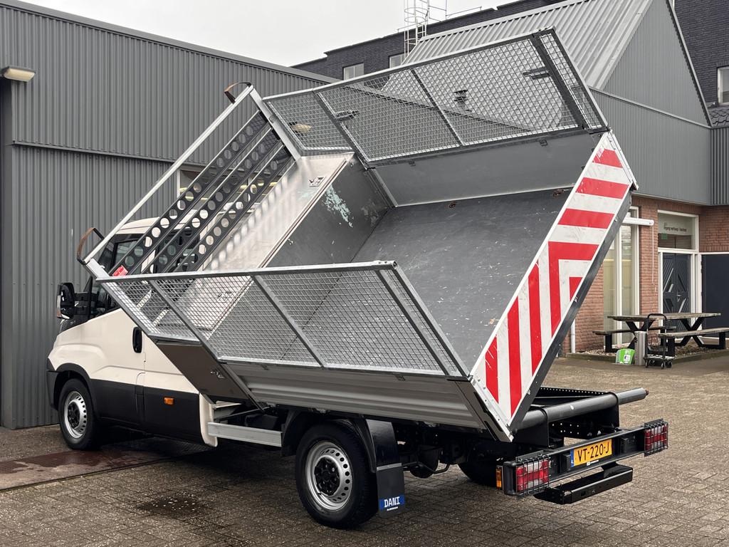 Iveco Daily 35S11D 2.3 3 zijden kipper Airco Telefoonverbind, Euro 5, Achterwielaandrijving, Gebruikt, Zwart