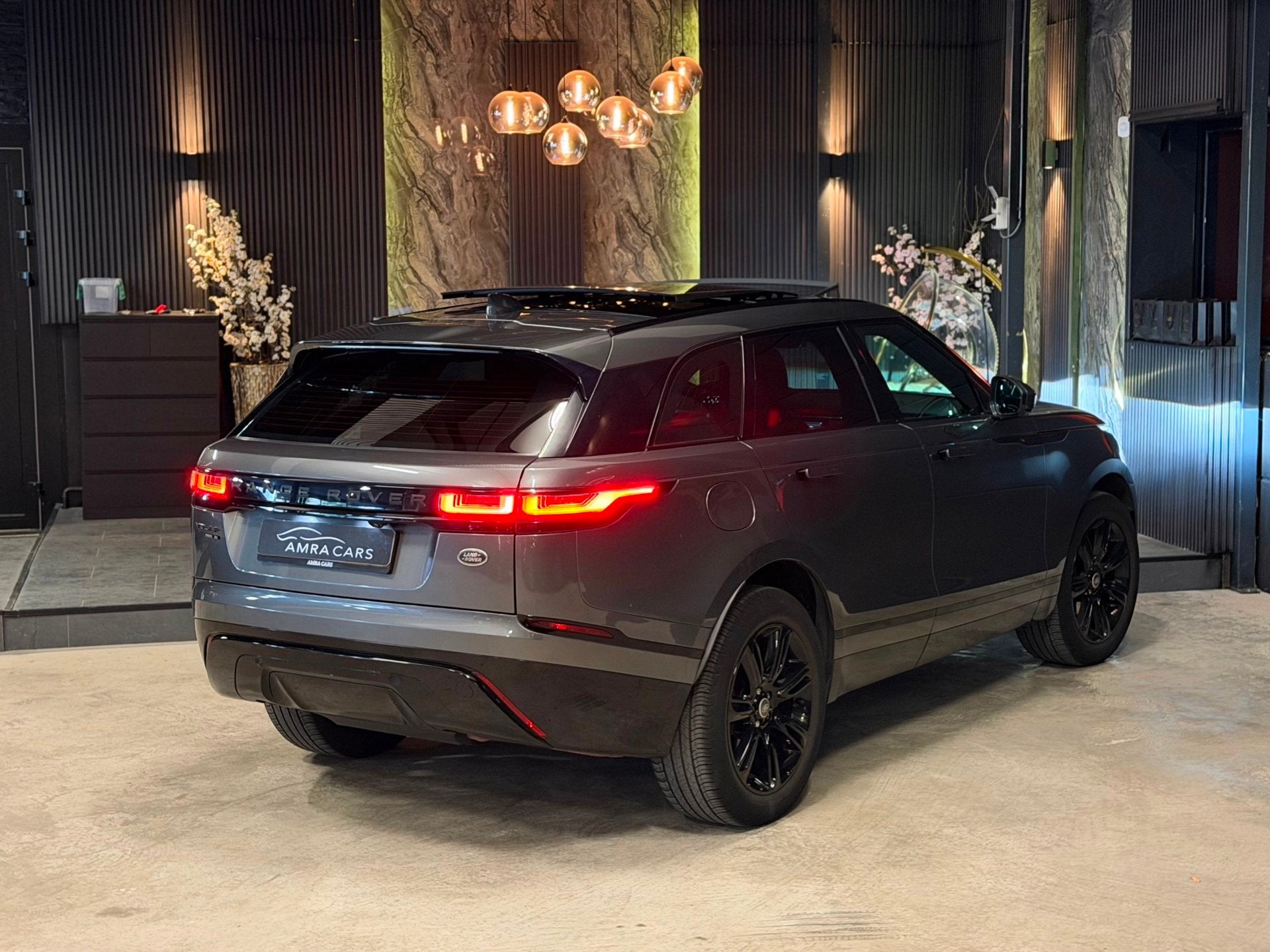 Land Rover Range Rover Velar 2.0 P250 Turbo R-Dynamic SE |Pa, Auto's, Gebruikt, Euro 6, 4 cilinders, Range Rover Velar