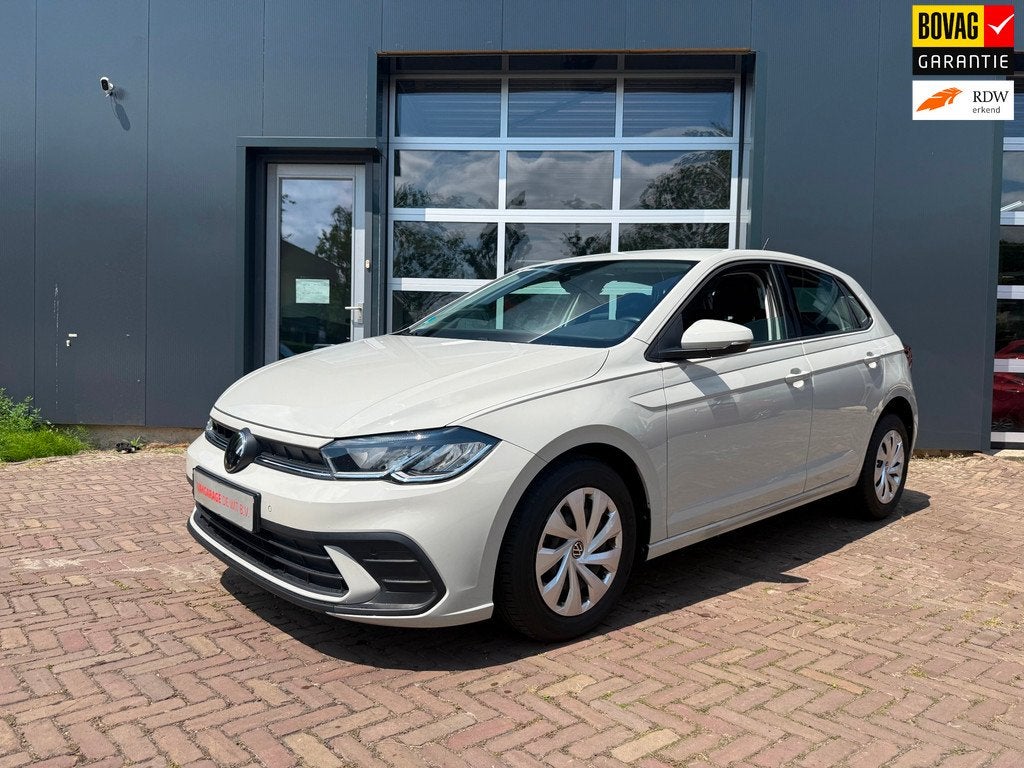 Volkswagen Polo 1.0 MPI Polo Life |CarPlay | PDC V+A | All-i, Auto's, Volkswagen, Voorwielaandrijving, Stof, Gebruikt, Zwart
