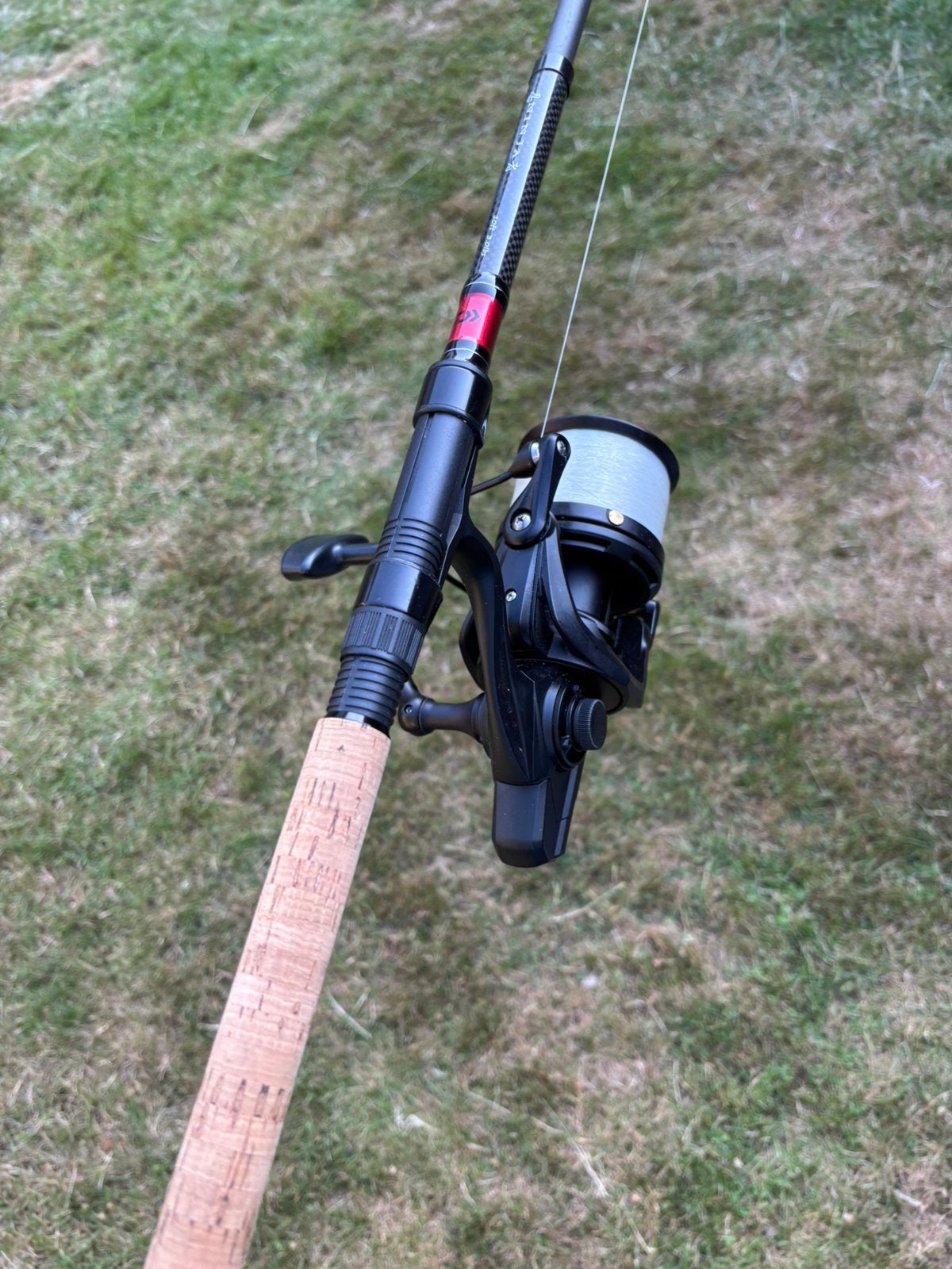 Daiwa telescopische karper hengel 10" 3Lb met molen, Ophalen of Verzenden, Zo goed als nieuw