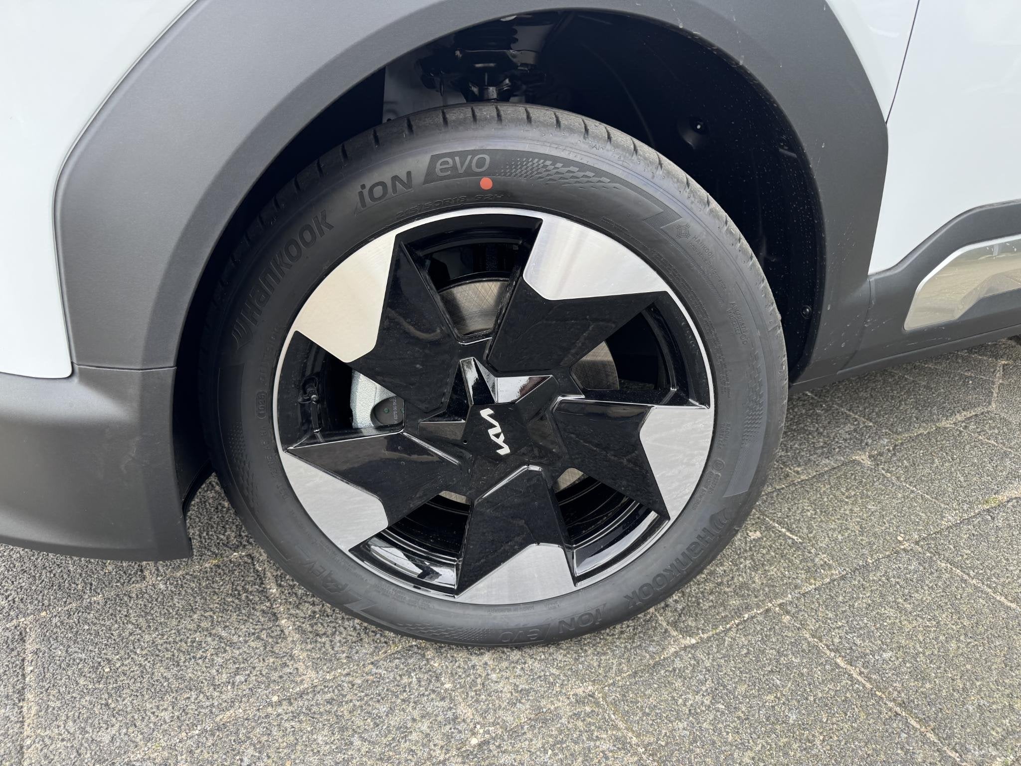 Kia EV2 Plus 42.2 kWh , Snel Leverbaar! Inclusief 3000 Euro, Auto's, Stof, Overige modellen, 1545 kg, Nieuw