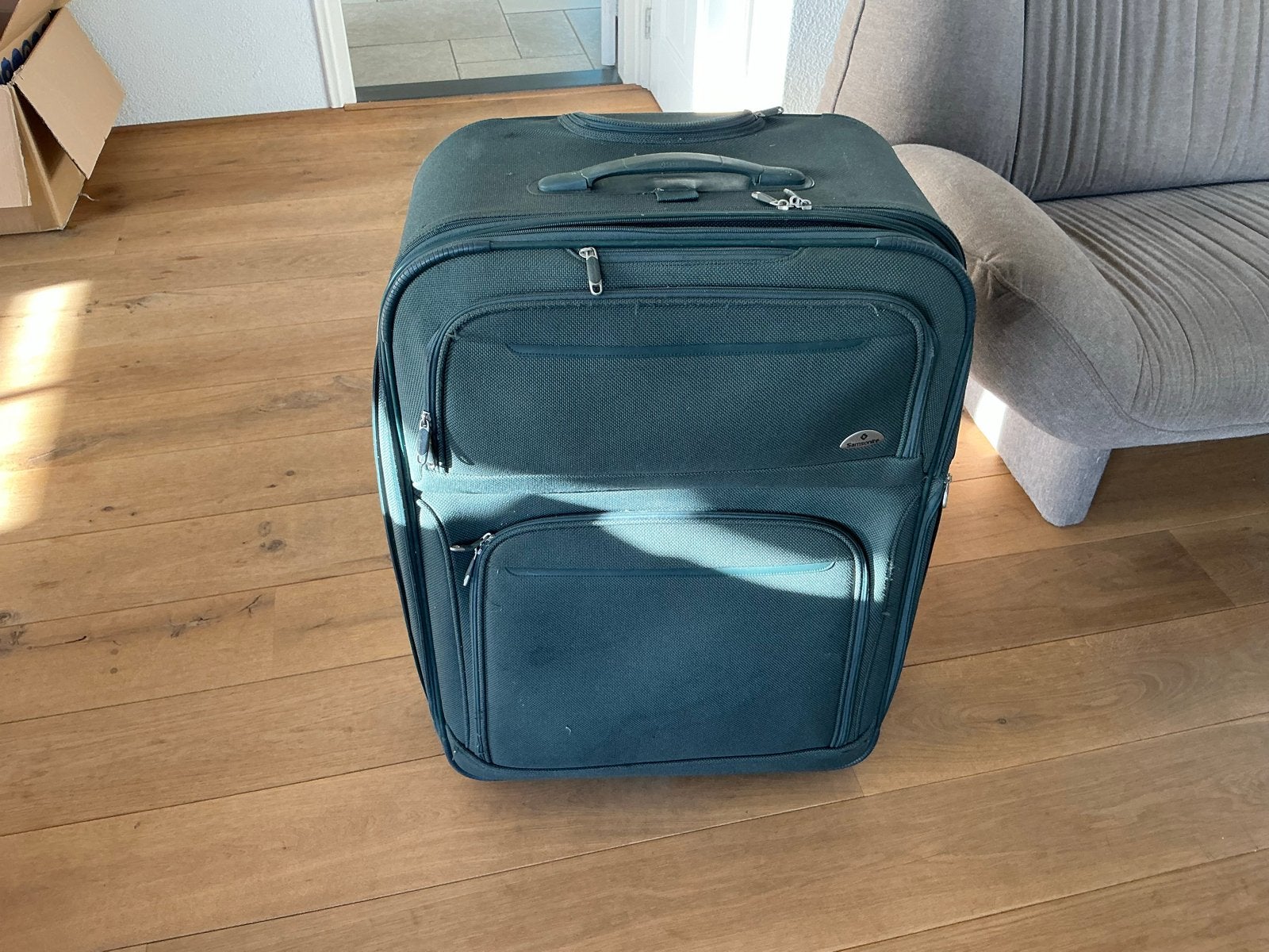 Samsonite Koffer - Groen, met wieltjes en uitschuifbare hand, Ophalen, 40 tot 60 cm, 30 cm of meer, Gebruikt