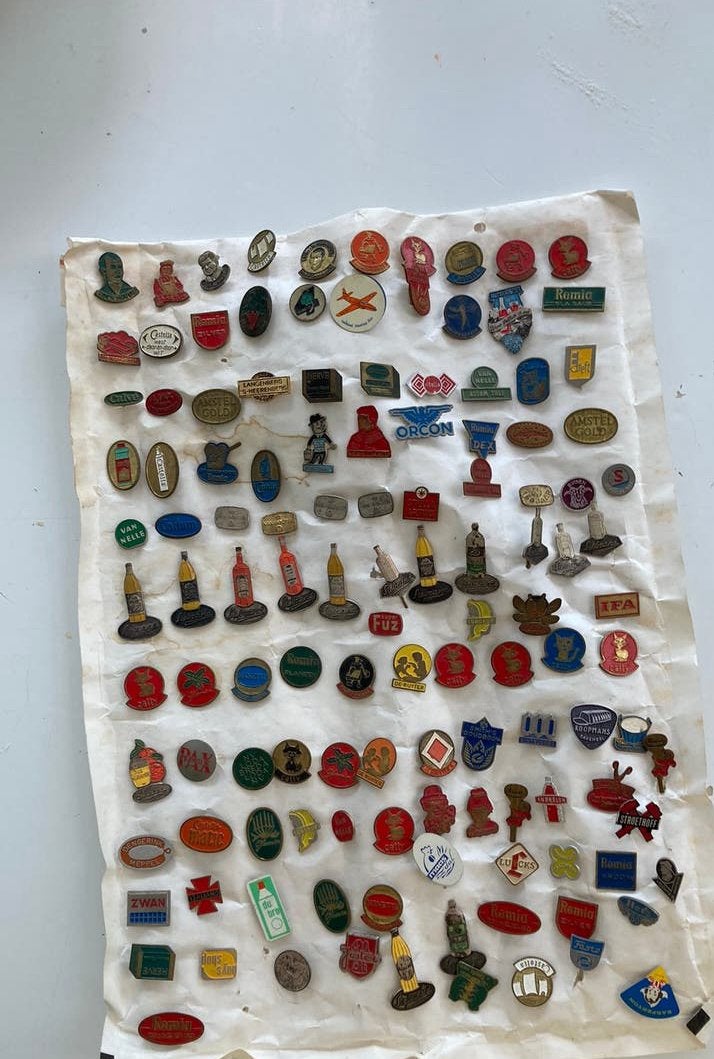 Oude speldjes verzameling, Verzamelen, Speldjes, Pins en Buttons, Ophalen of Verzenden, Gebruikt, Speldje of Pin