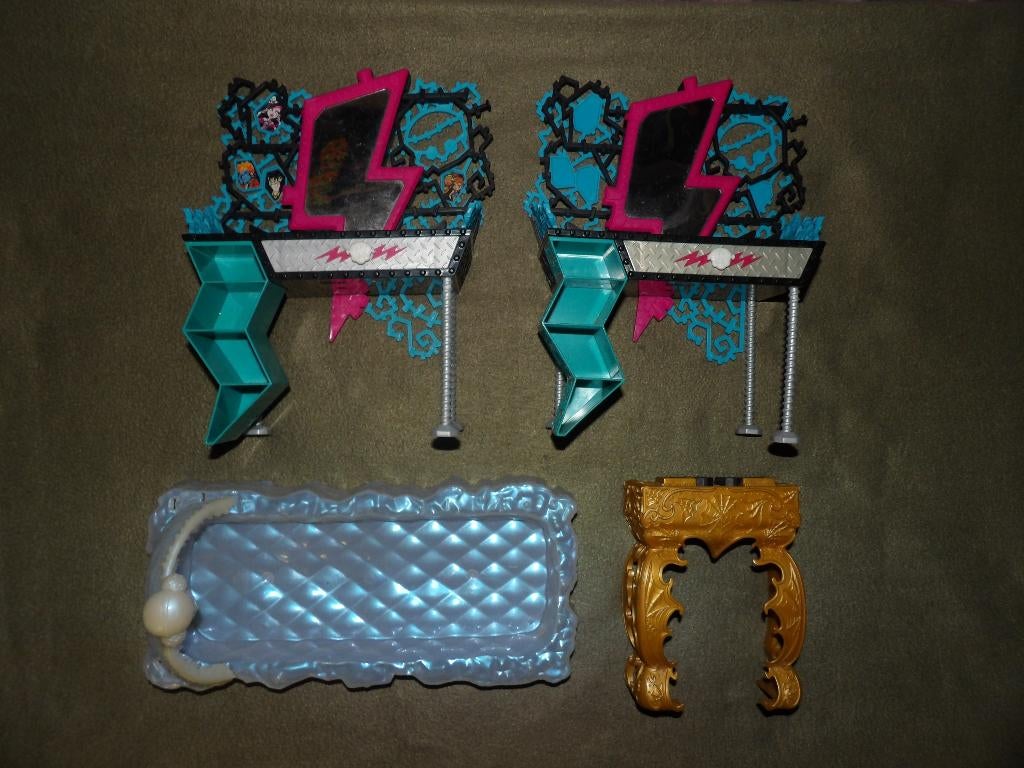 Monster High losse meubeltjes, Ophalen of Verzenden, Gebruikt, Overige typen