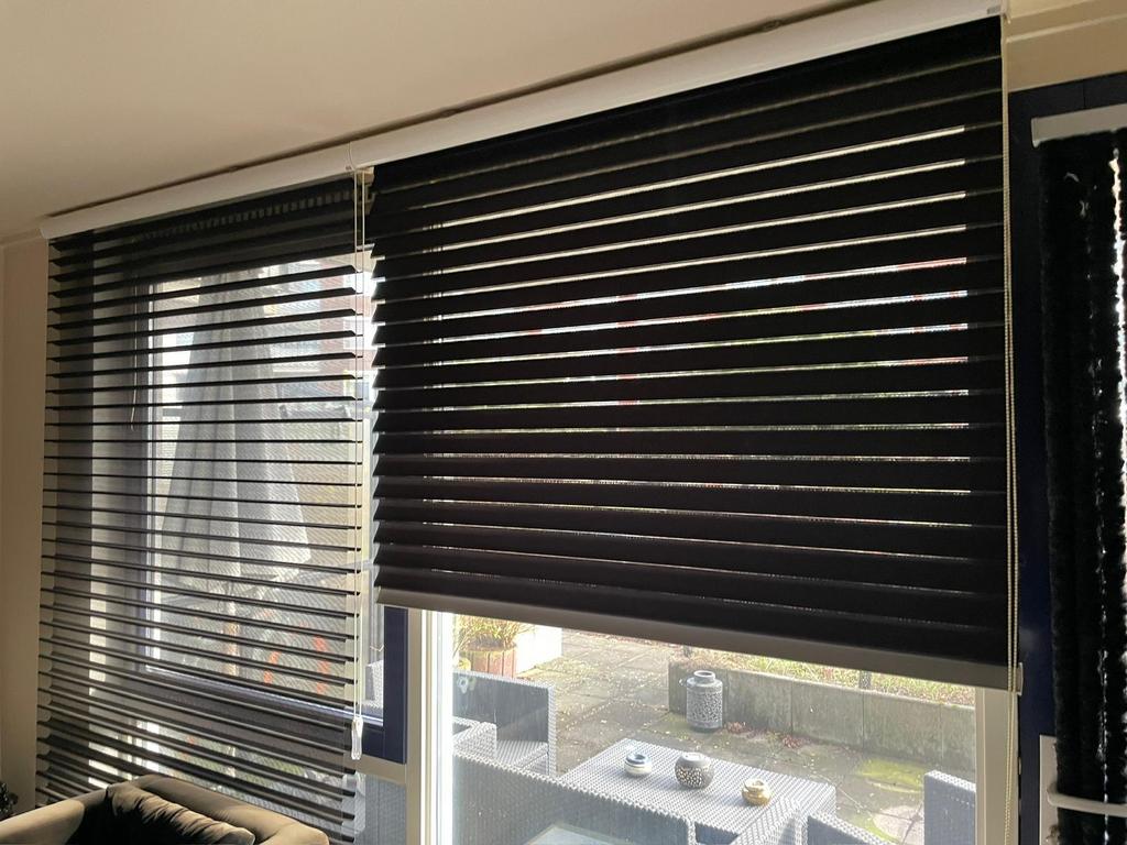 Rolgordijnen silhouette shades, Ophalen, 100 tot 150 cm, 200 cm of meer, Zwart