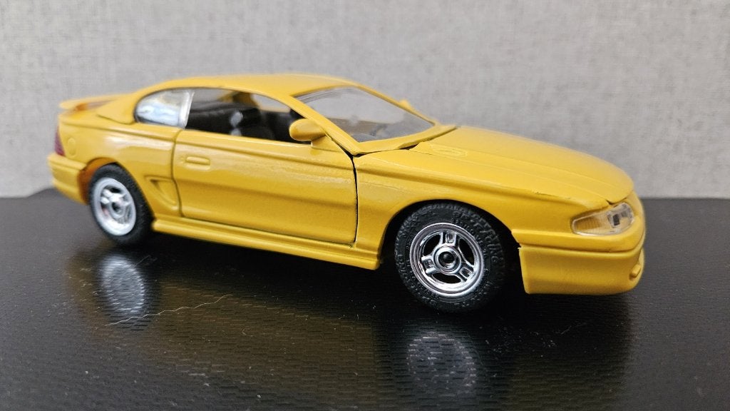 Collectie Ford Mustang 1994 1999 2005 1:24, Hobby en Vrije tijd, Modelauto's | 1:24, Ophalen of Verzenden, Gebruikt, Auto, Overige merken