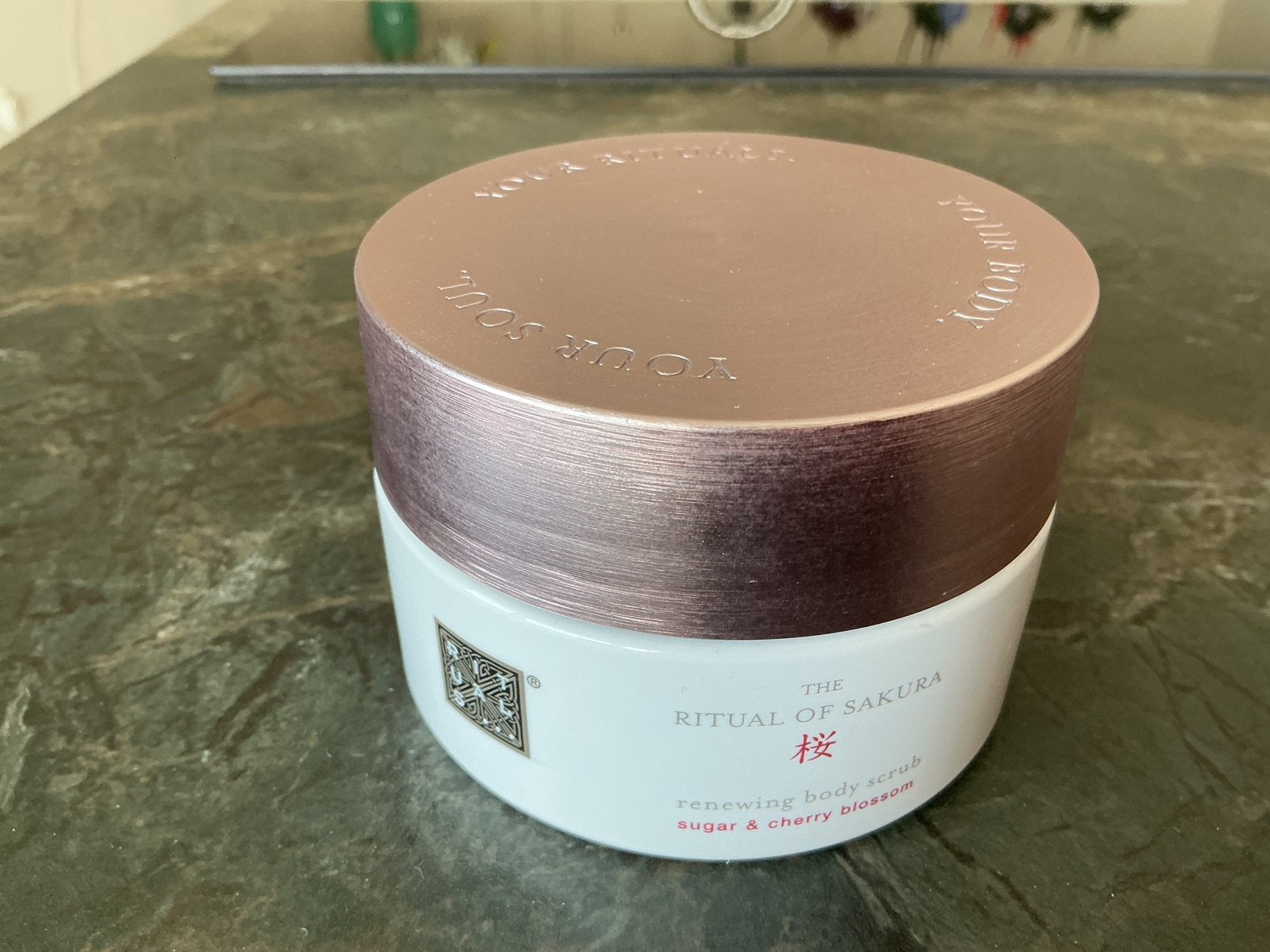 Rituals scrub, Ophalen of Verzenden, Zo goed als nieuw, Bad & Douche