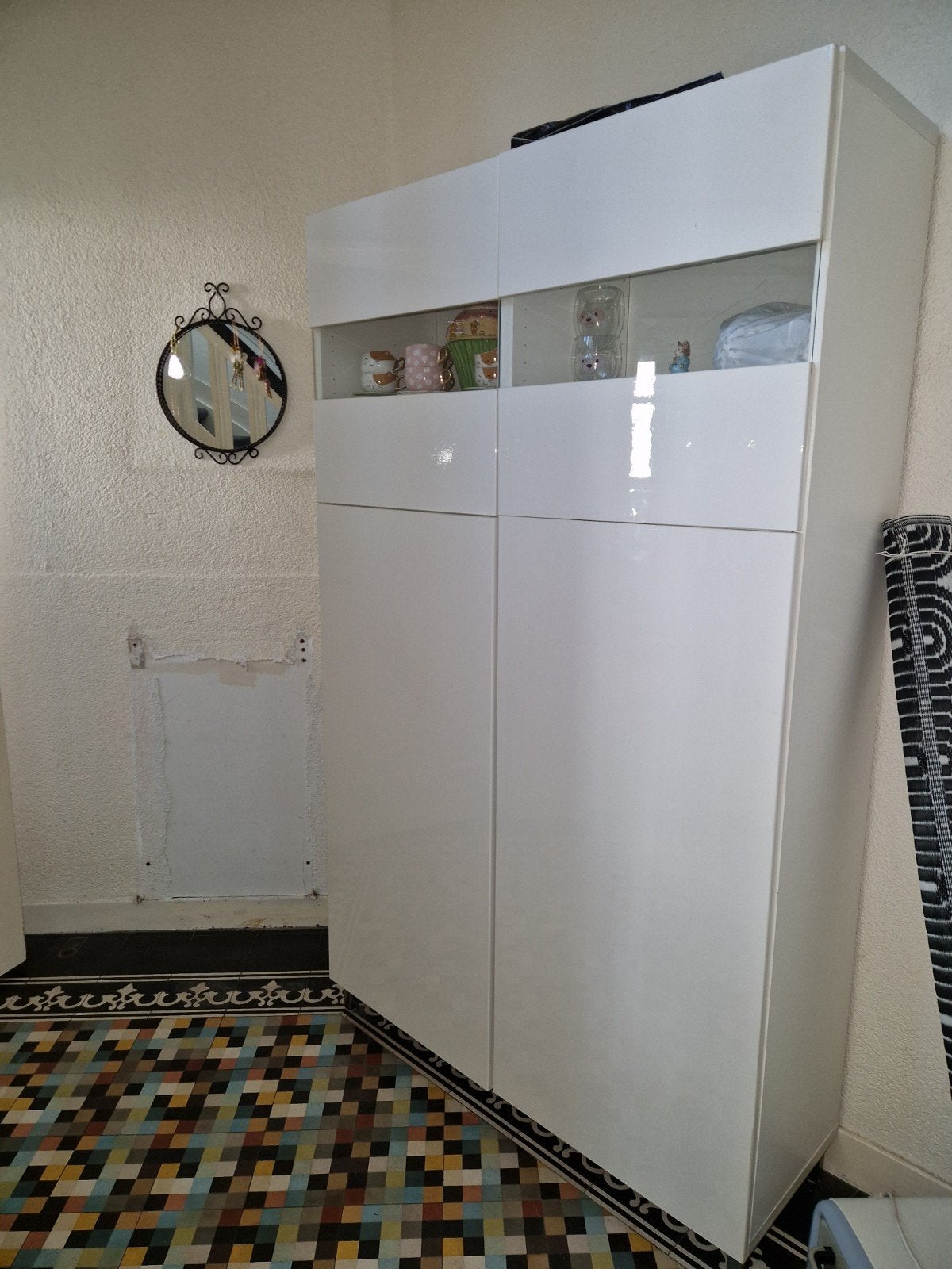 Complete setWitte Vitrinekast, TV-meubel en Hangkast, Huis en Inrichting, Kasten | Televisiemeubels, Ophalen, 100 tot 150 cm, Glas