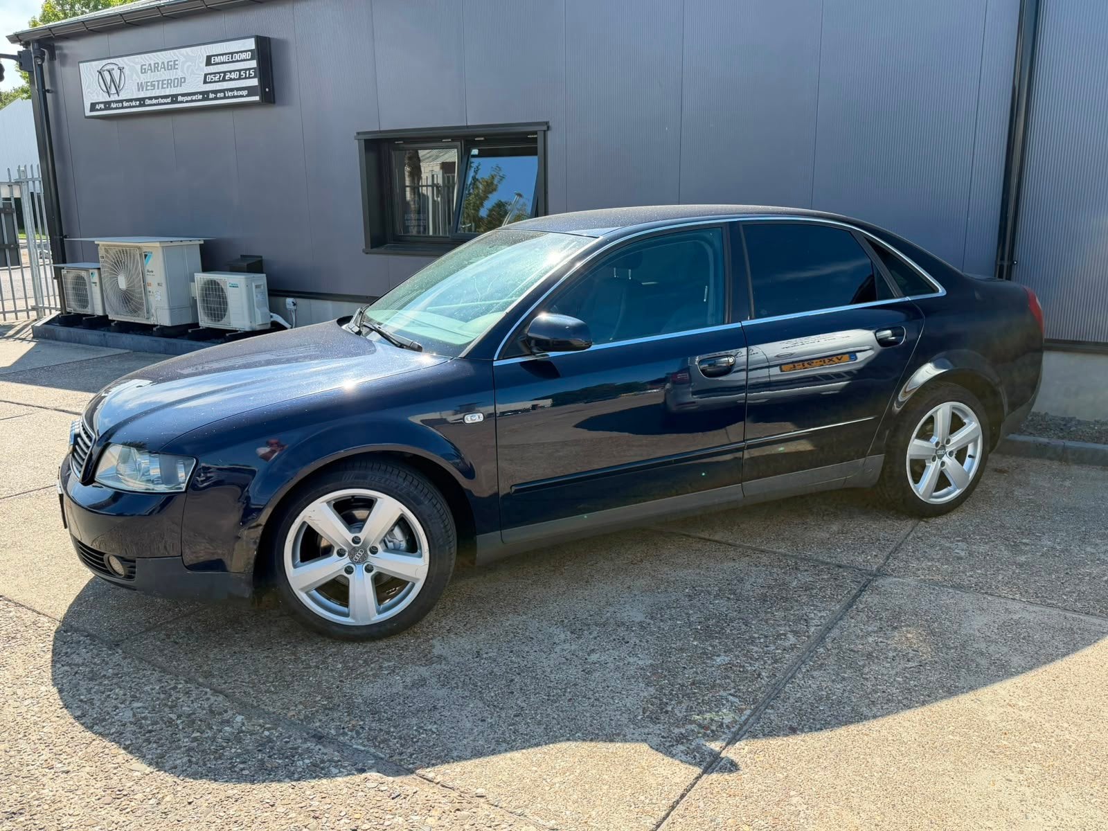 Audi A4 Limousine 1.6 Pro Line met nwe APK, Auto's, Gebruikt, 680 kg, 4 cilinders, Origineel Nederlands