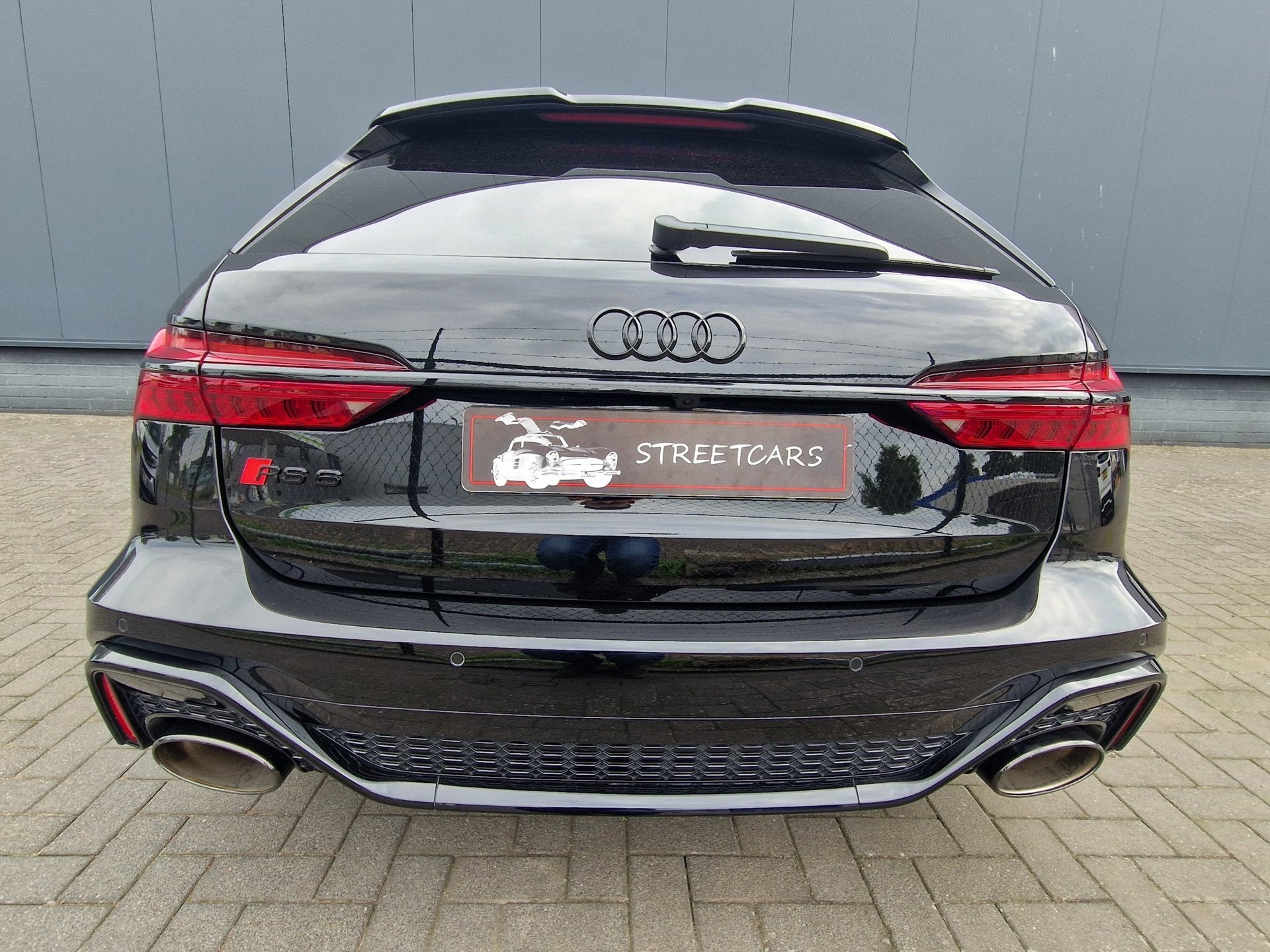 Audi RS6 TFSI Quattro/Luchtvering /Pano/HUD/Trekhaak/BTW, Automaat, Gebruikt, 600 pk, Leder