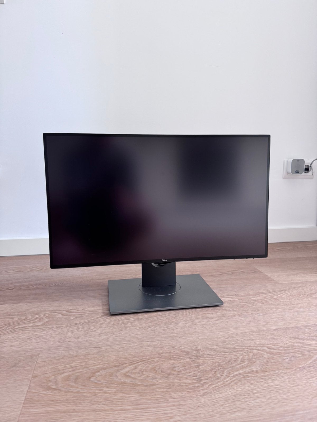 Dell UltraSharp U2518D – 25" QHD Monitor, Ophalen, Draaibaar, IPS, Zo goed als nieuw