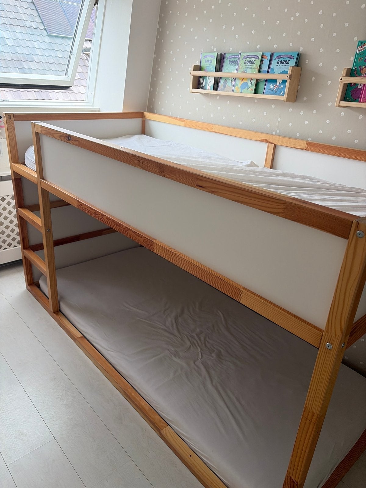 Keerbaar bed / half hoogslaper IKEA 90 x 200 wit / grenen, Ophalen, Gebruikt, 90 cm, Eenpersoons