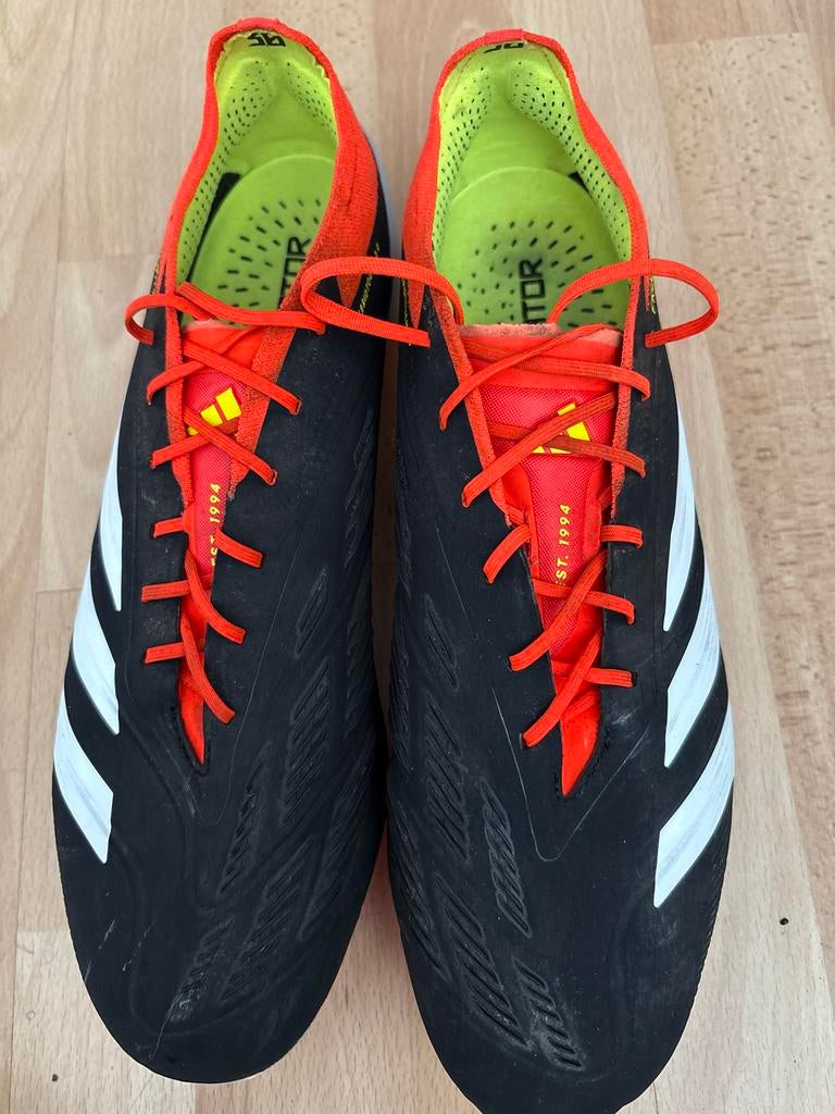 Voetbalschoenen met ijzeren noppen my 46, Sport en Fitness, Voetbal, Ophalen of Verzenden, Zo goed als nieuw, Schoenen
