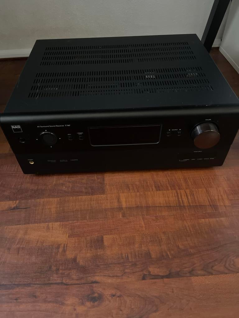 NAD T747 AV Surround Sound Receiver - Perfecte staat, Gebruikt, 120 watt of meer, Ophalen, Overige merken