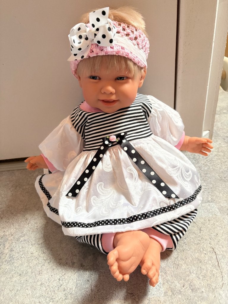 Antonio juan  poppen, Ophalen of Verzenden, Zo goed als nieuw, Babypop