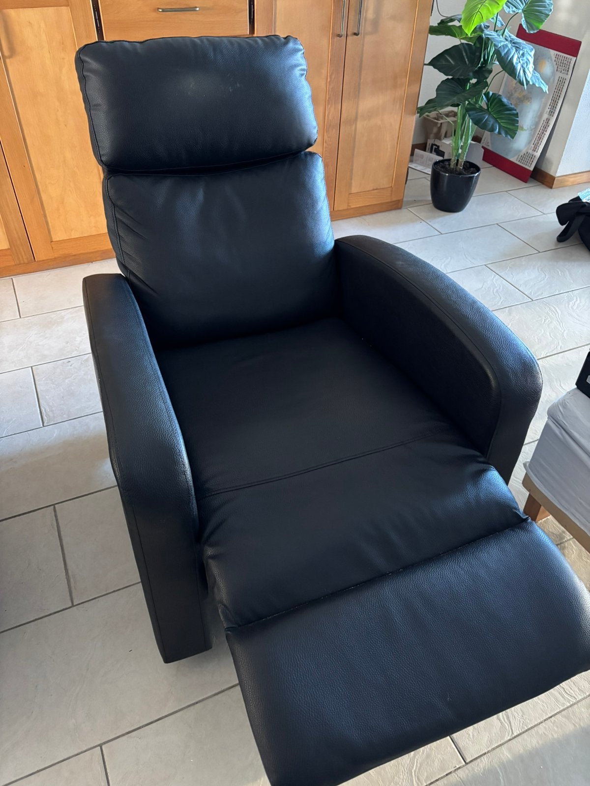 Leren ligstoel / relaxfauteuil zwart | Handbediend, Ophalen, Minder dan 75 cm, Leer, Zo goed als nieuw