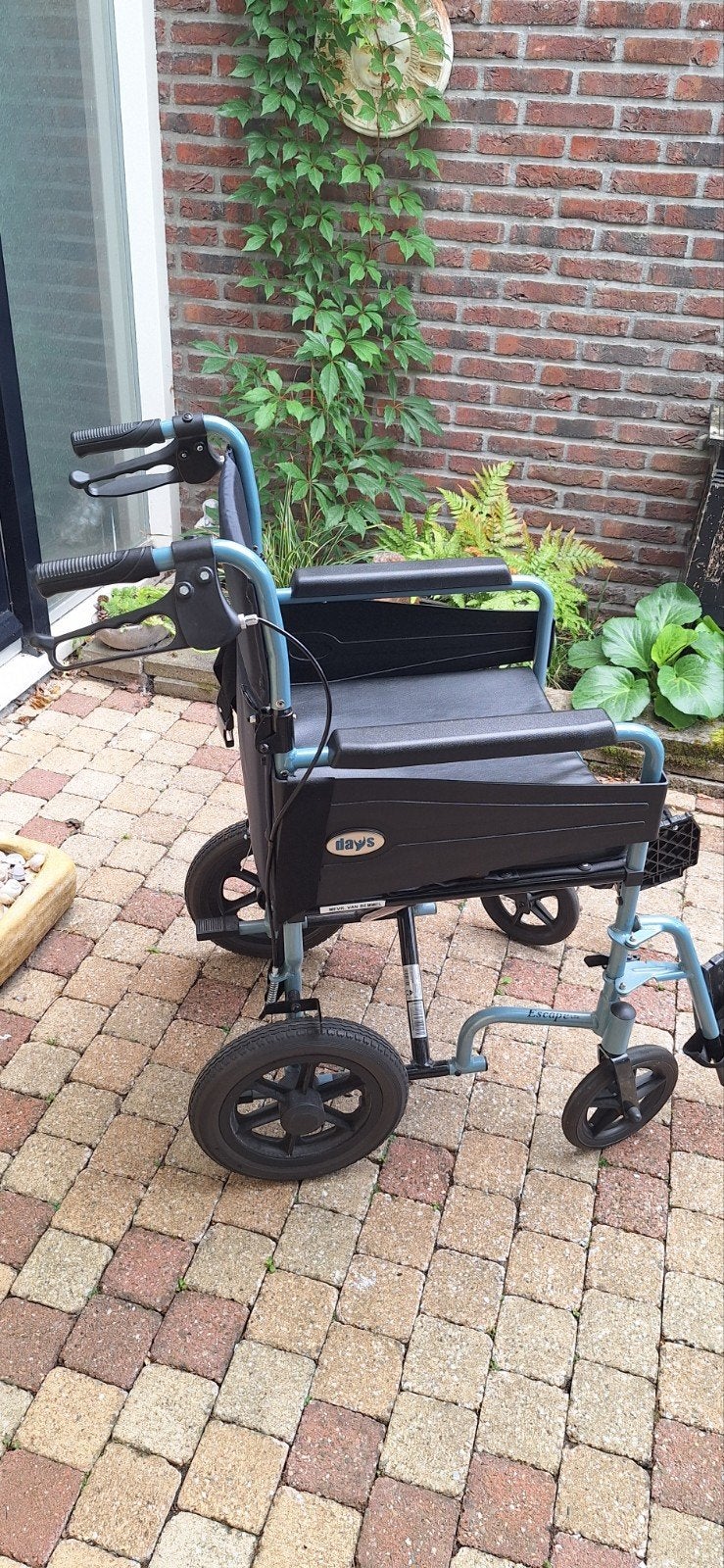 Duwrolstoel Days Escape Lite zgan, Diversen, Rolstoelen, Duwrolstoel, Ophalen of Verzenden