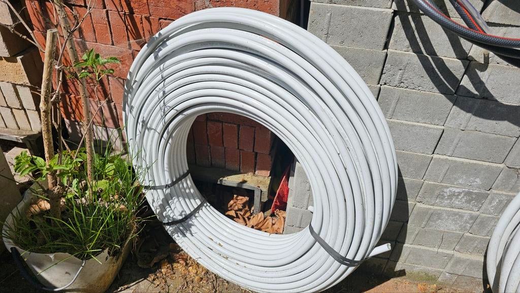Meerlagenbuis 14x2, Doe-het-zelf en Verbouw, Buizen en Afvoer, Ophalen, Overige materialen, 6 meter of meer, Overige typen