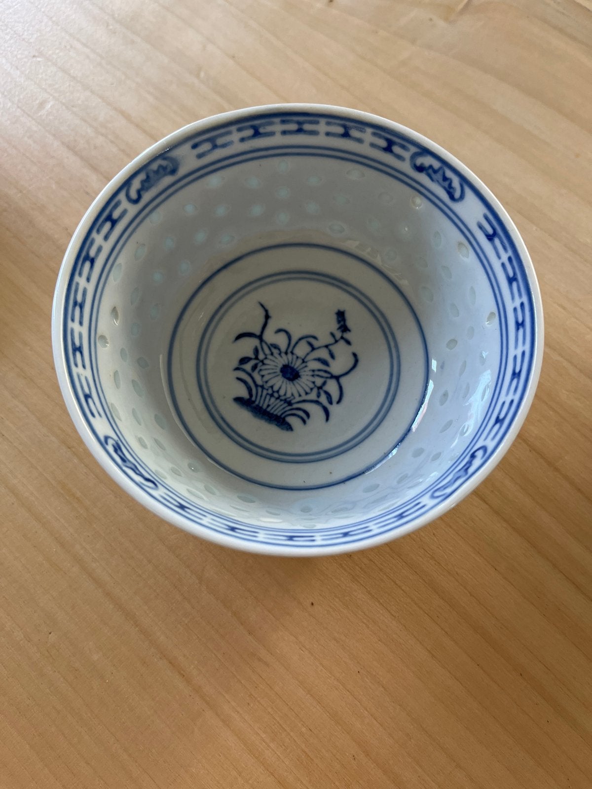 Chinees rijstkorrel kommetje wit/blauw 11 cm, Antiek en Kunst, Ophalen of Verzenden
