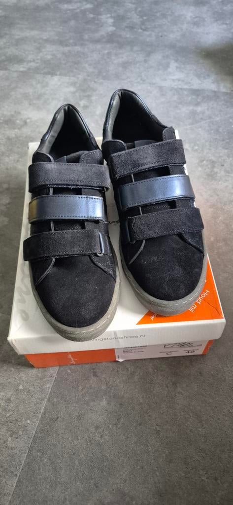 Sneakers Livingstone maat 42, Blauw, Nieuw, Ophalen of Verzenden, Sneakers of Gympen