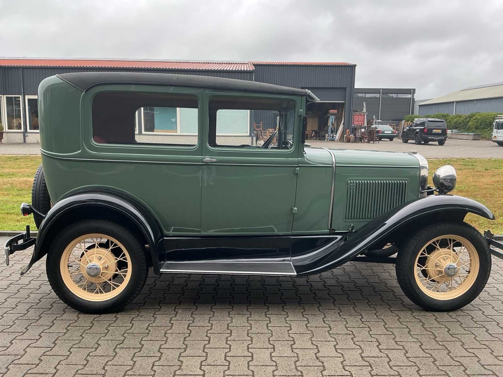Ford - A Tudor sedan Oldtimer, foto 4