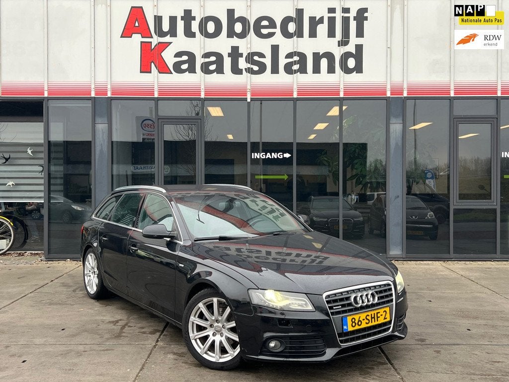 Audi A4 Avant 1.8 TFSI quattro S Line edition - Leer - Clima, Auto's, Audi, 13 km/l, Euro 5, 1525 kg, Gebruikt