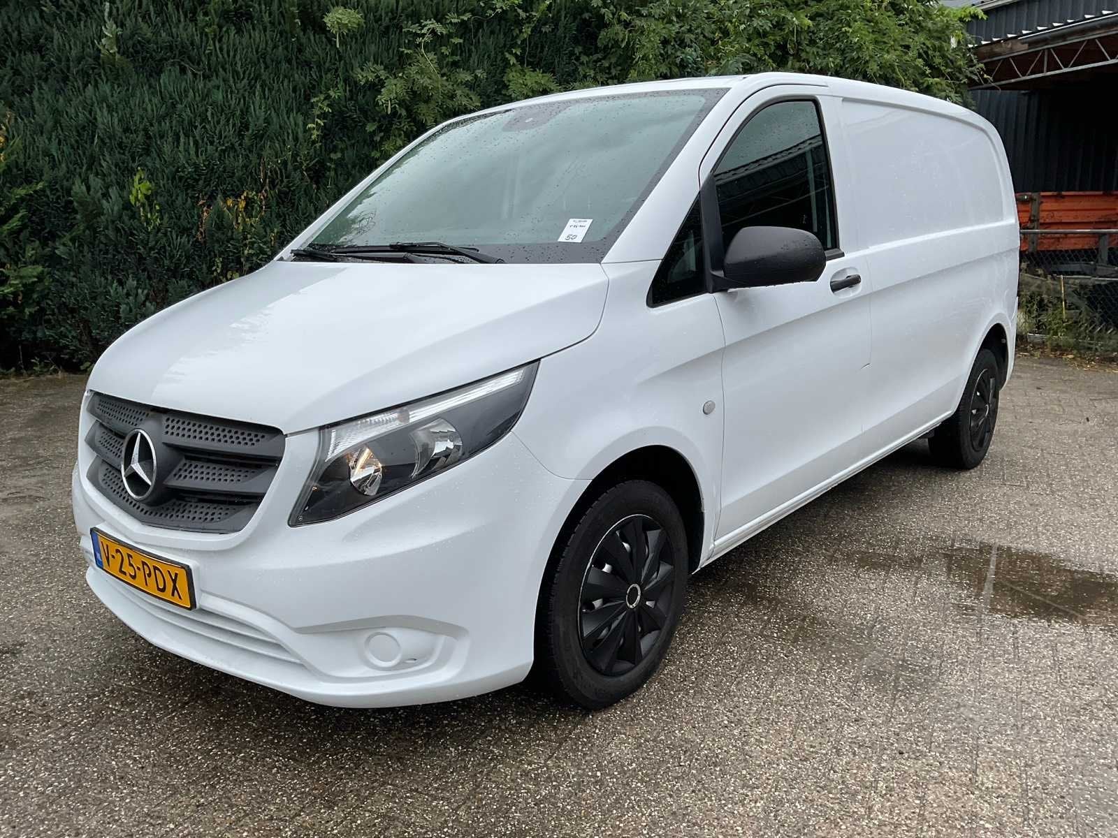 2020 Mercedes-Benz Vito 110 CDI Bedrijfswagen, Auto's, Voorwielaandrijving, Gebruikt, Euro 6, 102 pk