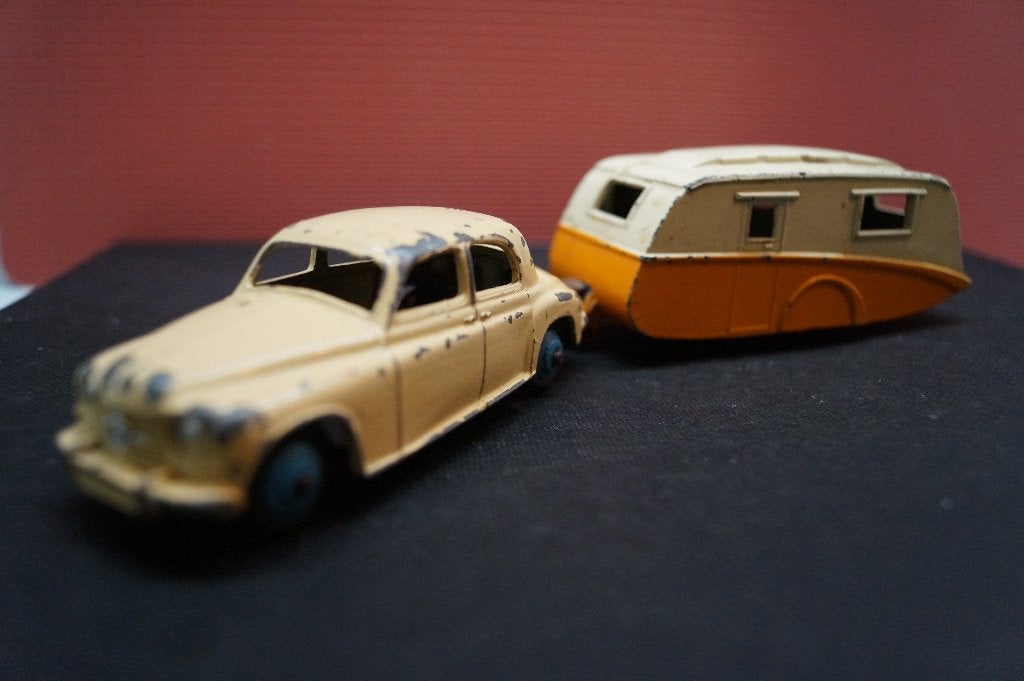 Dinky toy Rover 75 en Caravan no 190, Verzenden