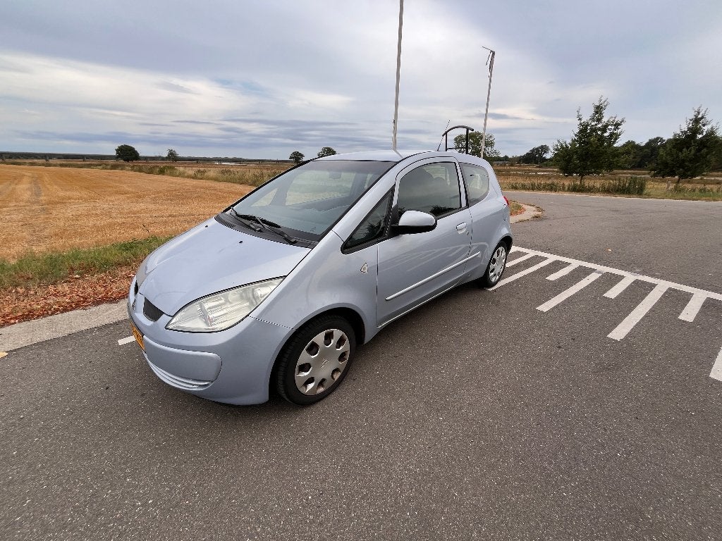 Mitsubishi Colt 2005 Blauw - ideale startersauto, Auto's, Voorwielaandrijving, Blauw, Colt, Origineel Nederlands