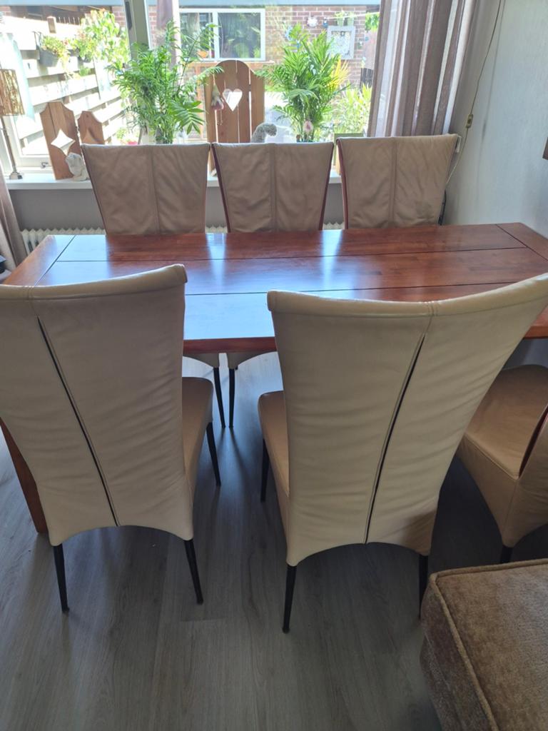 GRATIS Mooie grote eethoek., Ophalen, Gebruikt, Landelijk, 4 tot 6 stoelen