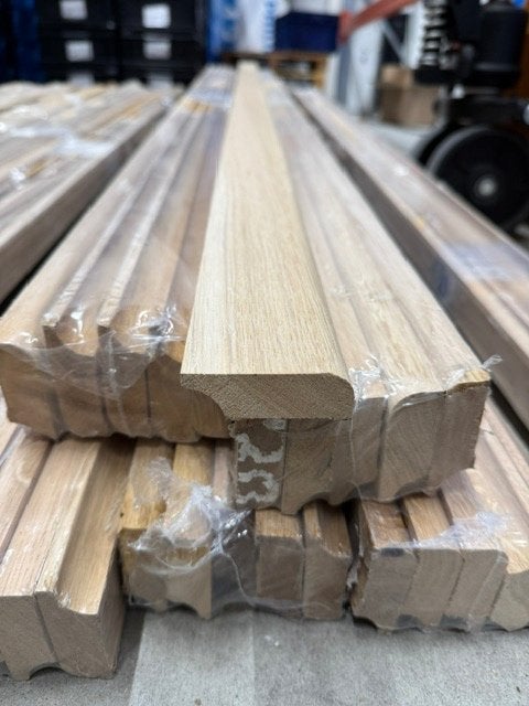 Nieuwe hardhouten plinten, Ophalen, Eiken, Nieuw, 200 tot 250 cm