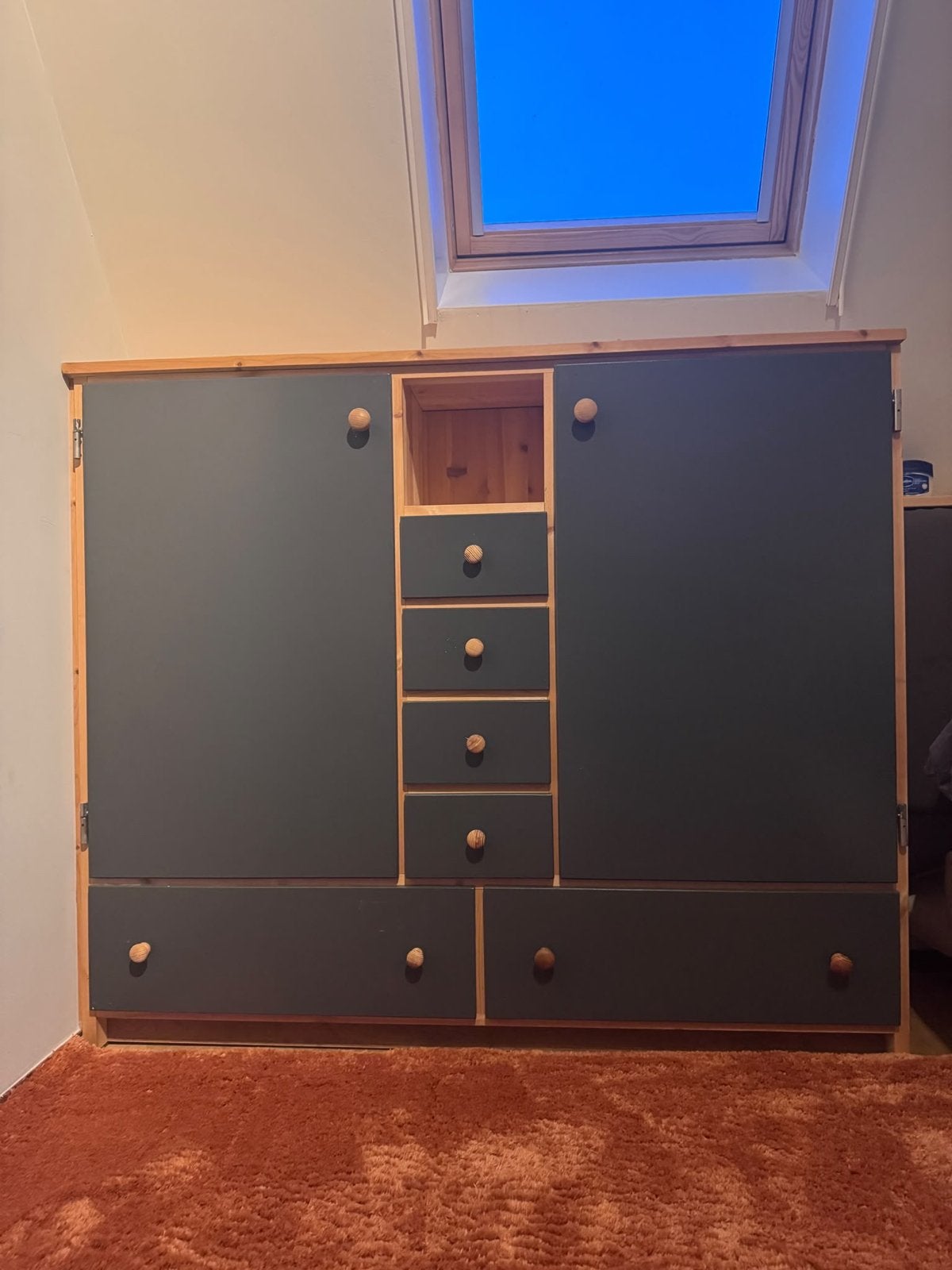 Op maat gemaakte grenen kast met schuine wand, Ophalen, Gebruikt, 100 tot 150 cm, 100 tot 150 cm
