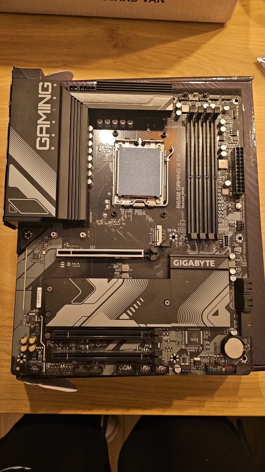 Gigabyte B650 Gaming X AX Moederbord - Socket AM5, Computers en Software, Moederborden, Ophalen of Verzenden, Zo goed als nieuw